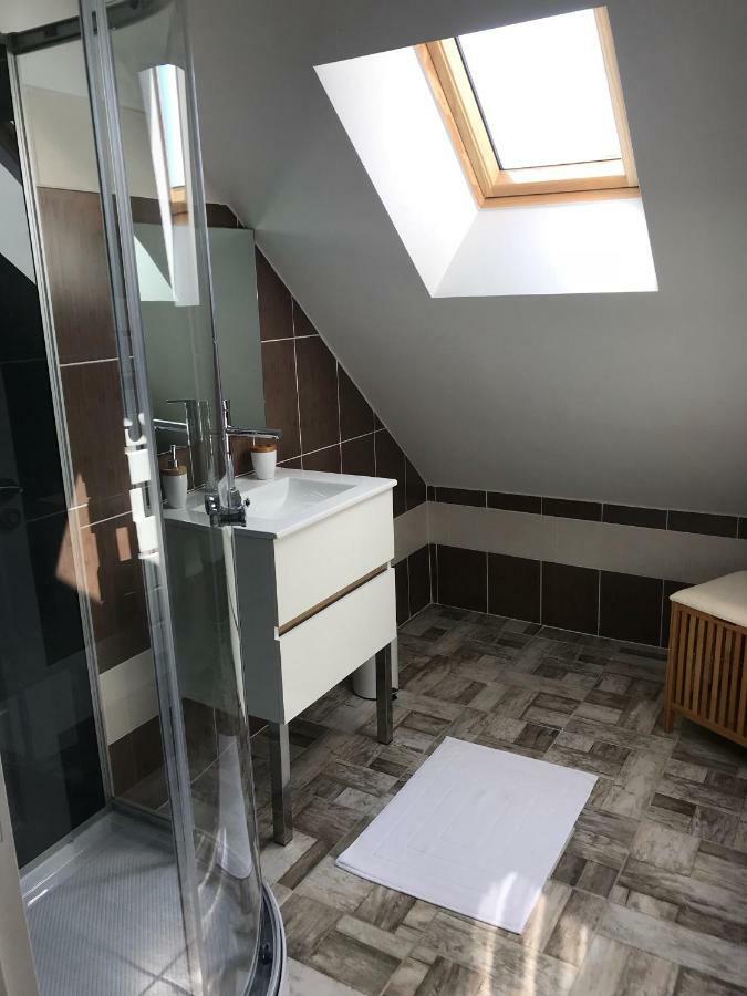 5 Pers Avec 2h Espace Bien-etre Privatise Inclus Dans Le Prix De La Nuit 80m2 De Detente * Équilly